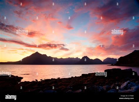 Sunset Elgol Beach Isle Skye Hi Res Stock Photography And Images Alamy