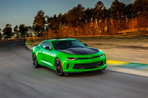 Prices And Specifications For Chevrolet Camaro Lt 2022 In Saudi Arabia