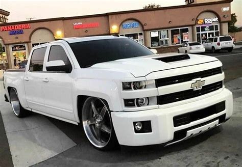 Pin By Big Chief On 4 Door Trucks Dually Dropped Trucks Chevy