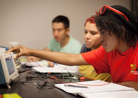 Physics Department Receives Aps Undergraduate Education Award