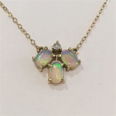 14k Yellow Gold Necklace Opal Pendant Australian Crystal Length 18