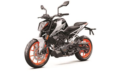 This question was asked almost everytime whether ktm bikes seat can be adjusted.so guys go ahead and check out the video. 2020 KTM 200 Duke | First Look Review | Rider Magazine