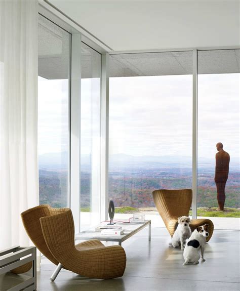 Beautiful Contemporary Living Room Design