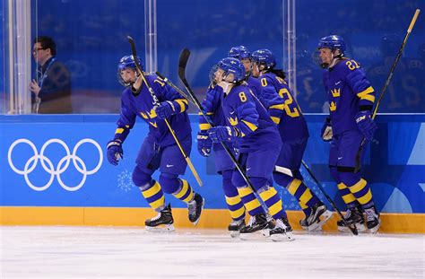 Swedens Ice Hockey Women Broker New Financial Deal