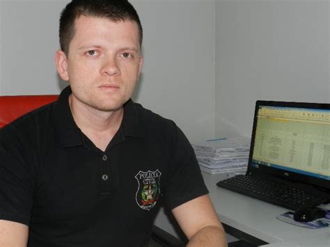 A polícia civil de são paulo decidiu afastar das ruas o delegado carlos alberto da cunha, conhecido como delegado da cunha nas redes sociais. Polícia Civil: Novo delegado assume a DIC de Caçador ...