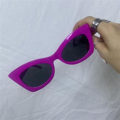 women s pink sunglasses depop