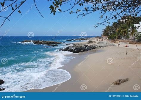 Tropical Beach On The Pacific Ocean Stock Image Image Of Surf Scenic