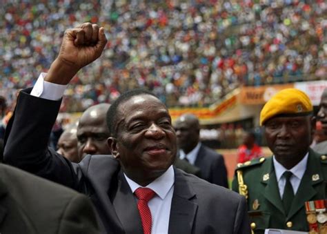 Kwa Picha Kuapishwa Kwa Rais Wa Zimbabwe Emmerson Mnangagwa Bbc News Swahili