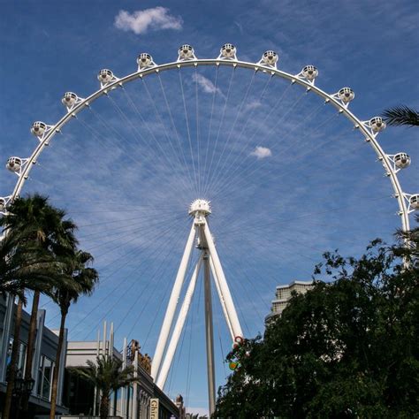 Like Youve Never Wanted To Have Sex On A Ferris Wheel Above The Las Vegas Strip