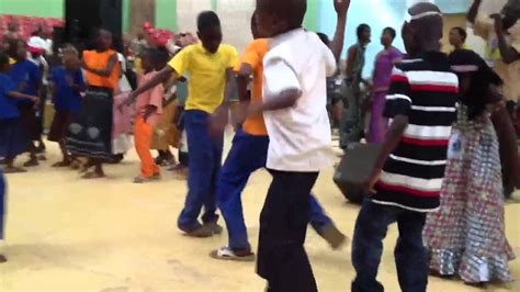 Burkina Faso Kids Dancing Youtube