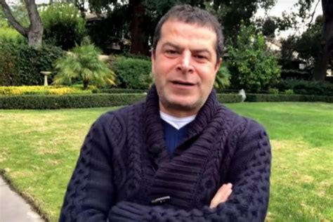 Lise öğrenimini ankara atatürk lisesi'nde yaptı. Cüneyt Özdemir: İşinin başında dur - Güncel Haberler ...