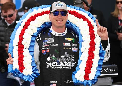 Kyle Busch avoids final lap carnage for wild Cup victory at Talladega