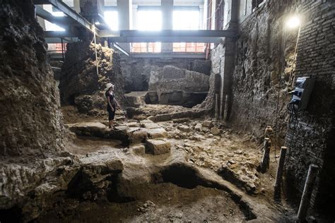 Excavation Of Rome Home Leads To Startling Ancient Discovery Cbs News