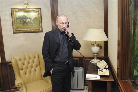 Sex Drugs And Putin Clones What To Expect At Putins Hotline Show