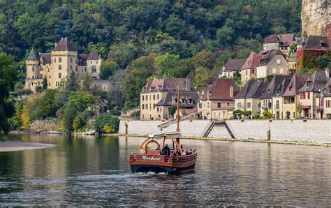 The Prettiest Villages in the Dordogne, France + Where to ...
