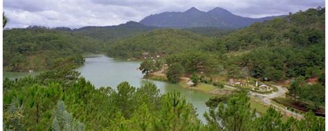In het hoogland van brazilië en in de noordelijkste staat roraima heerst een savanneklimaat waar het 't hele jaar door overdag ca. Dalat, wat te zien en doen in het Vietnamese Hoogland?