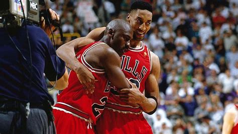 Scottie pippen was born on september 25, 1965 in hamburg, arkansas, usa. Happy Birthday Scottie Pippen, le défenseur ultime ...