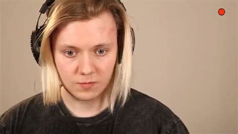 Pyrocynical Long Hair Reveal On Stream Epic Youtube