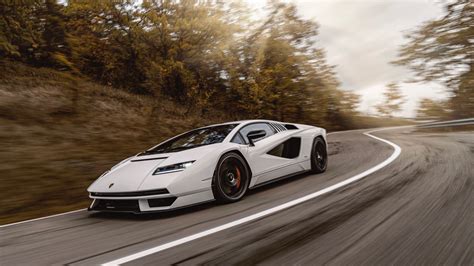 Watch The Lamborghini Countach Lpi Hit The Road For The First