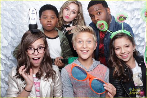 Brec Bassinger And Game Shakers Cast Celebrate Halloween With Nickelodeon Photo 876060 Photo
