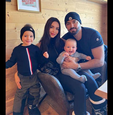 photo nabilla benattia et thomas vergara avec leurs fils milann et leyann à megève février