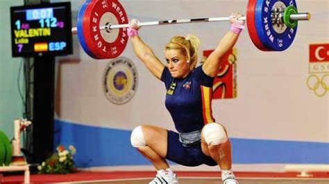 Powerlifting, competitive weightlifting, and bodybuilding are not recommended for teens who are still maturing. Halterofilia, un deporte que empieza a edades tempranas | EAT&FIT