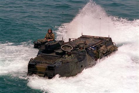 Aav 7 Marine Corps In Water 960505 M 3983o 006 Breaking Defense