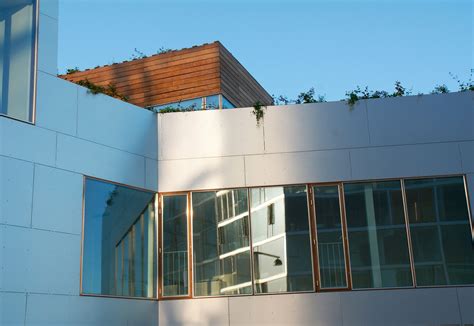 Reynobond® Aluminium Natural by Alcoa Architectural Products | STYLEPARK