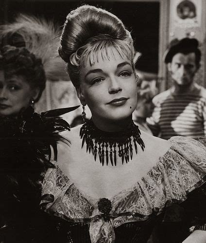 It might come as a surprise that simone signoret, the legendary french actress known primarily for the ageless radical sensuality that she brought to the screen, deserves to be included in the pantheon of genuine jewish heroes. Simone Signoret - Paris Bajos Fondos (Casque d´Or ...
