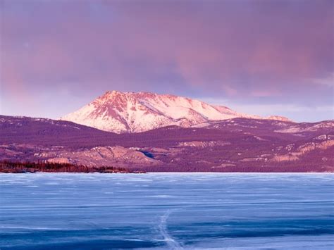 Premium Photo Mount Laurier Lake Laberge Yukon Territory Canada