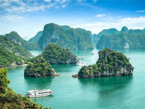 35 Of The Most Beautiful Natural Wonders Around The World Vietnam