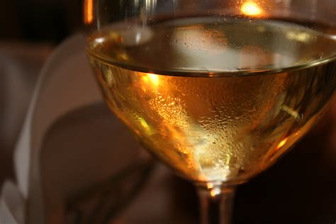File Wine Glass  Wikimedia Commons