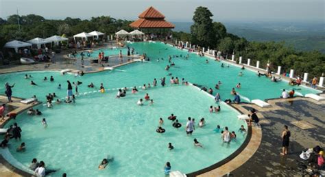 Pantai ini berada di kecamatan donorojo tepatnya sekitar 35 km ke arah barat kota pacitan dan menempuh perjalanan sekitar 60 menit dari pusat kota. Deretan Kolam Renang di Purwakarta Beserta Tiket Masuknya ...
