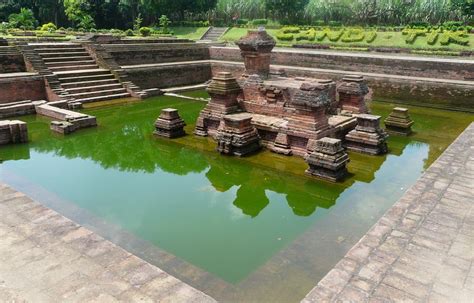 Candi Peninggalan Kerajaan Majapahit Candi Tikus