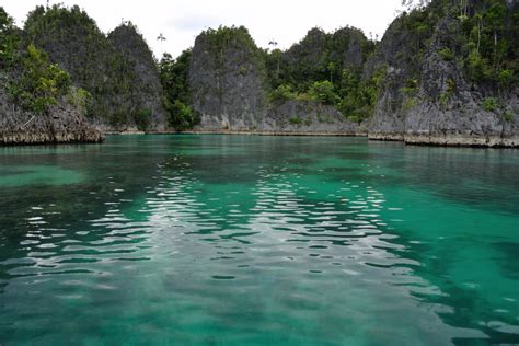 10 Tempat Wisata Di Papua Berjambang