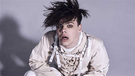 Ep Review Yungblud ‘hope For The Underrated Youth Strife Mag