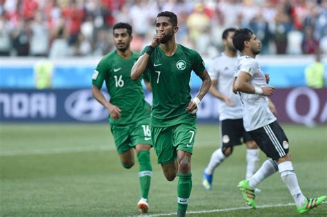 مات سلمان في خلافة عثمان بالمدائن سنة ست وثلاثين وقيل. سلمان الفرج يُسجل 3 أرقام مميزة في كأس العالم | صحيفة ...