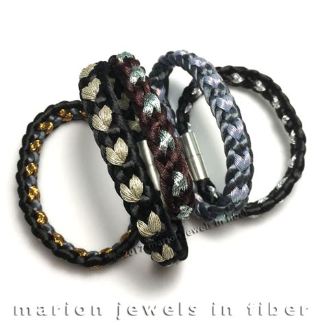 Continue the square braid, using the lanyard as a core, until the strands are 4 inches long. Marion Jewels in Fiber - News and Such: 8-Strand Flat Kumihimo Braid with Hearts and Metallic ...