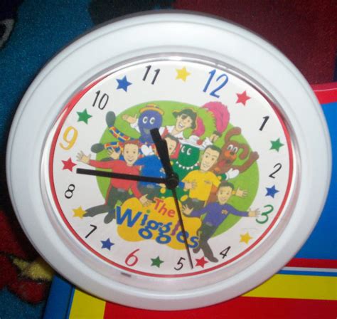 The Wiggles Clock Greg Jeff Anthony Murray Wags The Dog