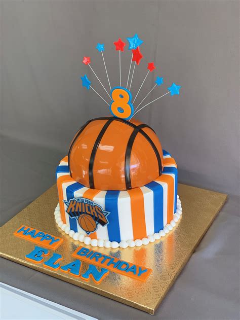 New York Knicks 2d Basketball Cake — Skazka Desserts Bakery Nj Custom Birthday Cakes Cupcakes