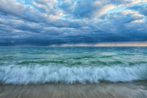 Waves Crashing Ashore The Beach Photograph By Robert Postma Pixels
