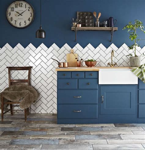 Herringbone Tiles Reinvent Your Home With This Pattern Walls And Floors