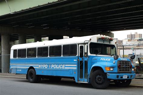 Nypd Police Bus Under Cross Bronx Expressway The Bronx Ny Flickr