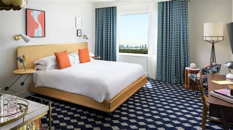 Oceanfront Miami Beach Hotel Suites With Balcony The Confidante