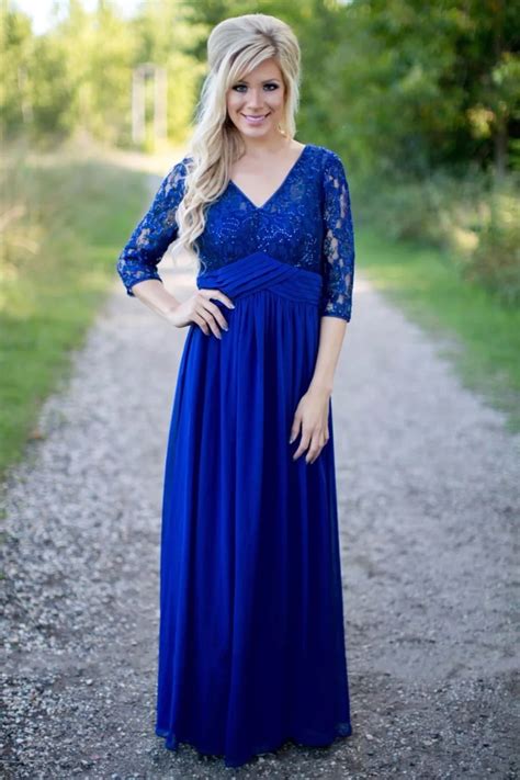 Country Royal Blue Long Modest Bridesmaid Dresses With Sleeves V Neck