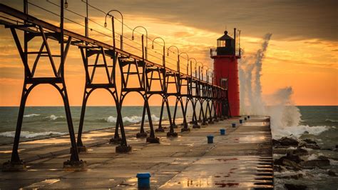 Grand Haven Lighthouse In Michigan Wallpaper For Desktop 1920x1080 Full Hd