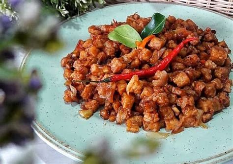Kemudian jika kamu ingin menyimpannya untuk stok lauk, masukkan ke dalam toples atau wadah. Tempe Orek Untuk Bayi / Tempe Orek Balado Tempe Balado ...