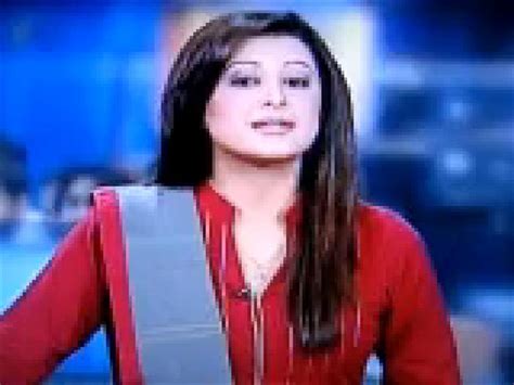 Spicy Newsreaders Hot Pakistani Newsreader Sana Mirza