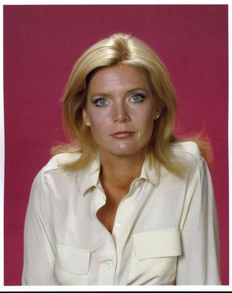 Meredith Baxter Body Measurements And Bra Breast Size Thenetworthceleb