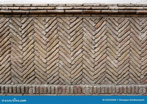 Old Rustic Brick Wall Stock Photo Image Of Linear Facade 65333568